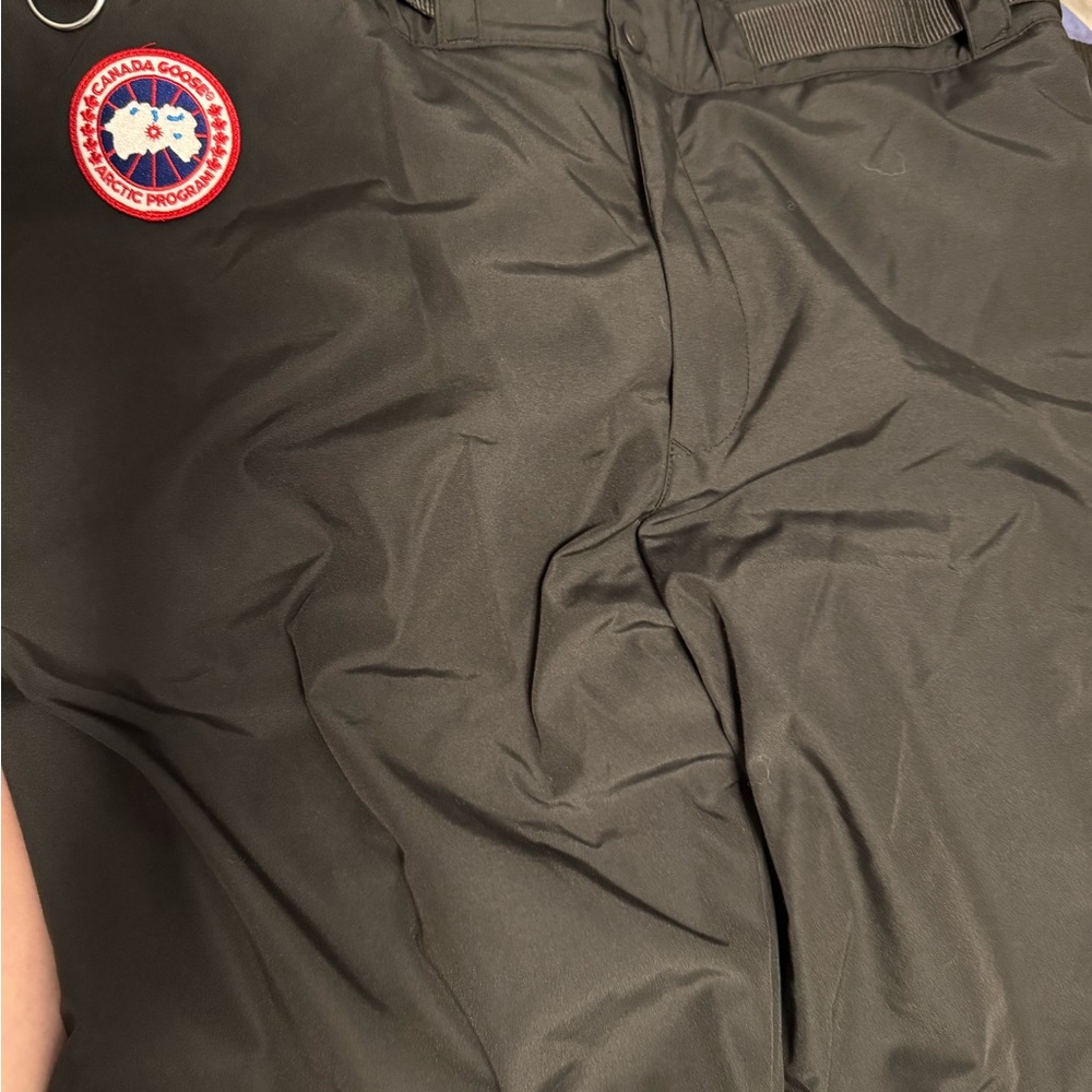 Canada Goose Explorer Pant and Wool Beanie Combo